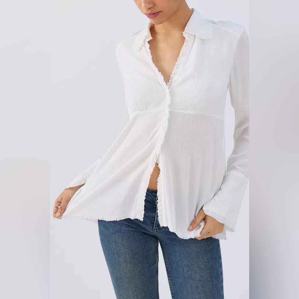 NWT UO Leanna Crinkle Shirt